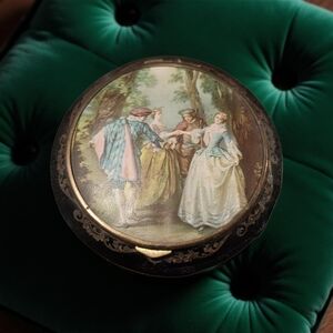 Vintage Powder Compact